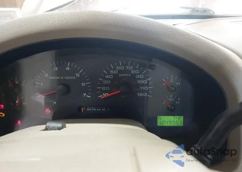 2004 Ford F-150 Stx/Xl/Xlt z USA, uszkodzony, nr VIN 1FTRX14W14NB45273